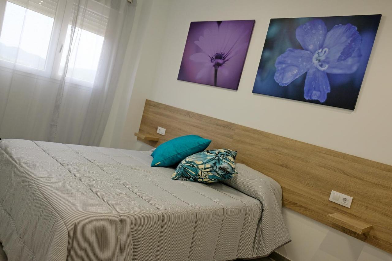 Gegant De Pedra Apartaments Adzaneta المظهر الخارجي الصورة