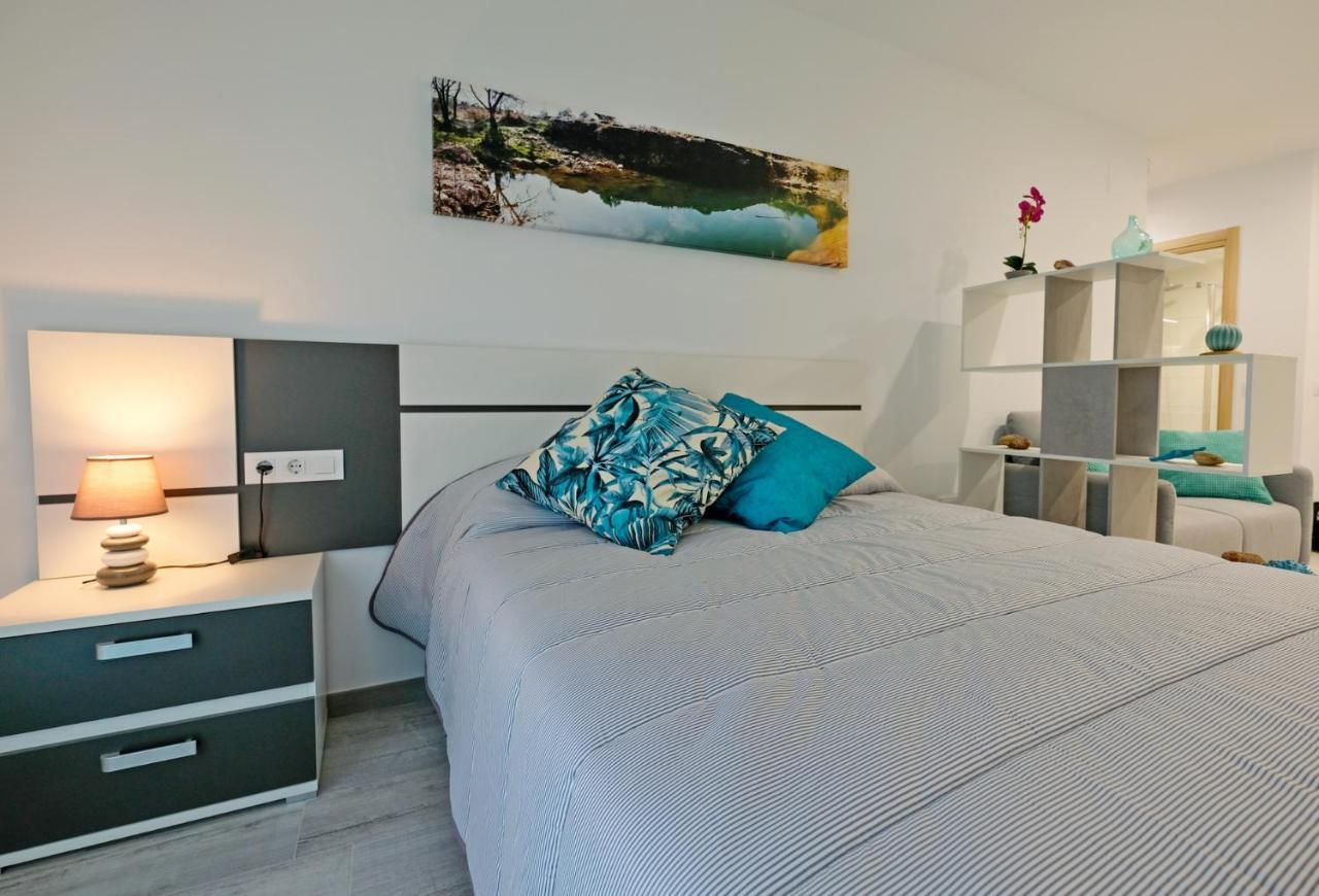 Gegant De Pedra Apartaments Adzaneta المظهر الخارجي الصورة