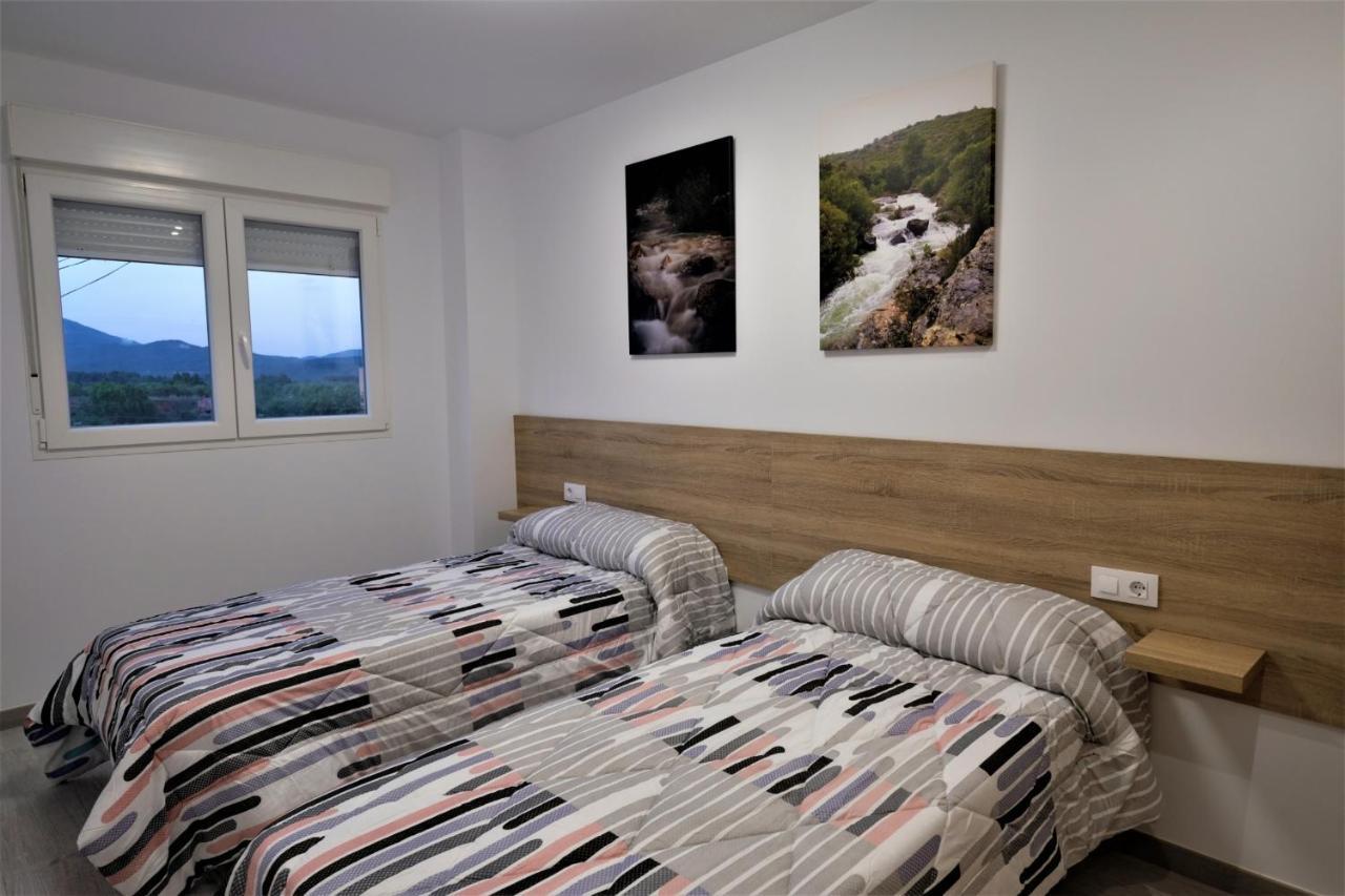 Gegant De Pedra Apartaments Adzaneta المظهر الخارجي الصورة