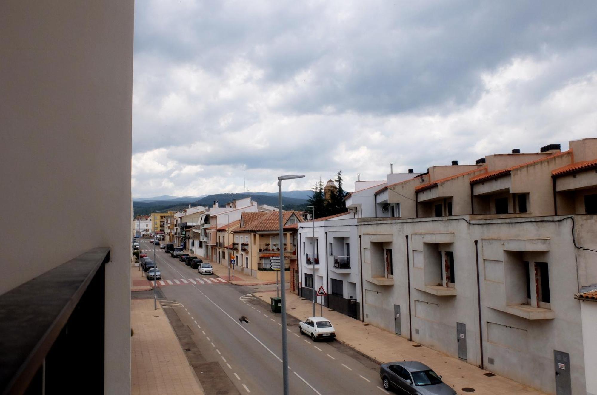 Gegant De Pedra Apartaments Adzaneta المظهر الخارجي الصورة